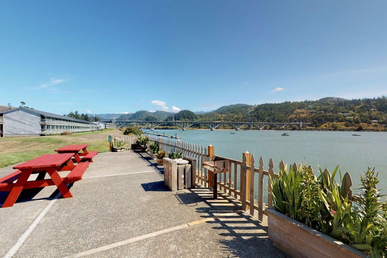 Riverview Retreat Gold Beach Dış mekan fotoğraf